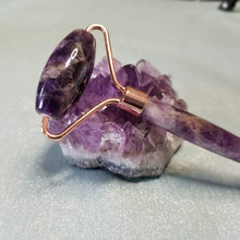 Load image into Gallery viewer, Amethyst Roller